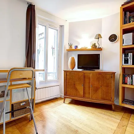 Confortable Et Lumineux Studio Apartman *